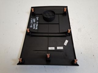 bontott SUZUKI SX4 S-Cross Műszerfal Középső Hangszóró Burkolat