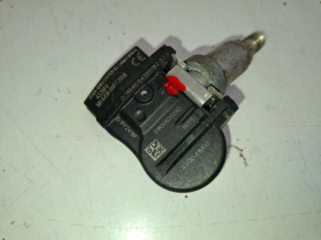 bontott SUZUKI SX4 S-Cross Okos Kerékszelep