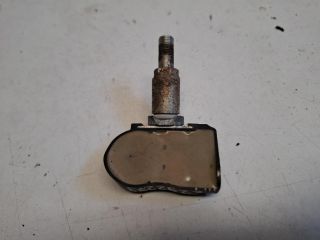 bontott SUZUKI SX4 S-Cross Okos Kerékszelep