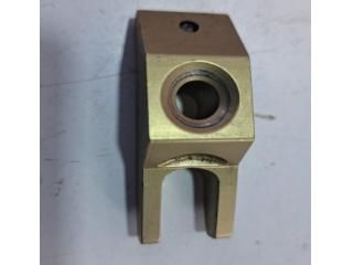 bontott SUZUKI SX4 S-Cross Porlasztó Lefogató