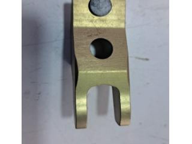 bontott SUZUKI SX4 S-Cross Porlasztó Lefogató