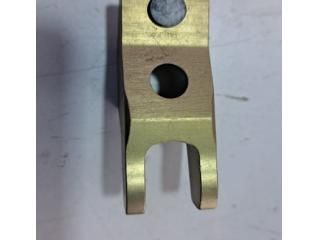 bontott SUZUKI SX4 S-Cross Porlasztó Lefogató