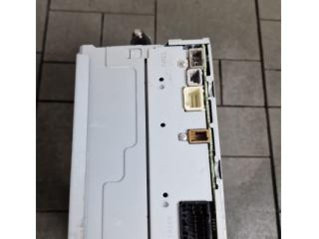 bontott SUZUKI SX4 S-Cross Rádió / CD