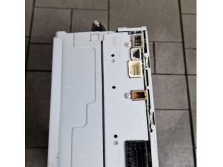 bontott SUZUKI SX4 S-Cross Rádió / CD