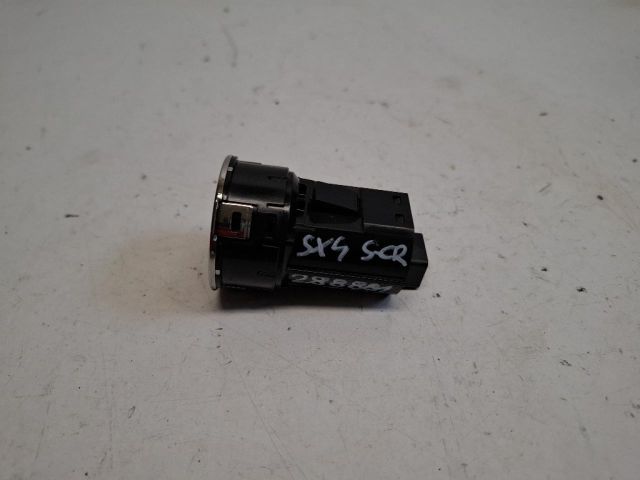 bontott SUZUKI SX4 S-Cross Start / Stop Indító Gomb