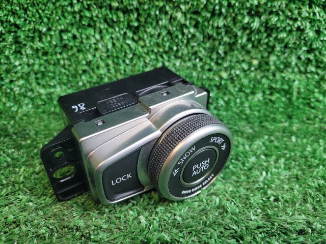 bontott SUZUKI SX4 S-Cross Üzemmód Választó Kapcsoló