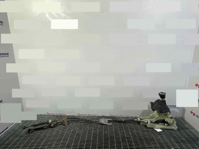 bontott SUZUKI SX4 S-Cross Váltógomb