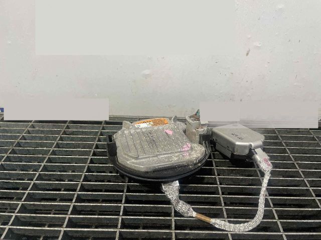 bontott SUZUKI SX4 S-Cross Xenon Trafó