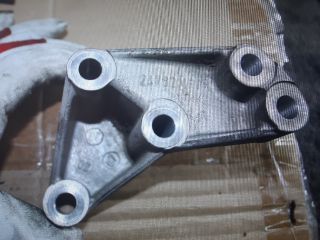 bontott SUZUKI SX4 Tartó Bak