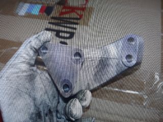 bontott SUZUKI SX4 Tartó Bak