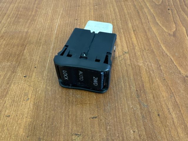 bontott SUZUKI SX4 Terepváltó Kapcsoló Kar / Gomb