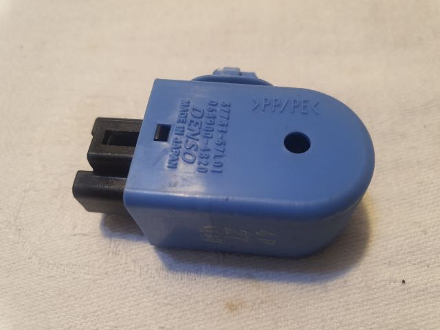 bontott SUZUKI SX4 Tolatóradar Hangszóró