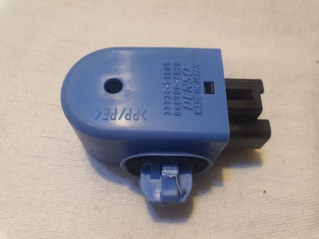 bontott SUZUKI SX4 Tolatóradar Hangszóró