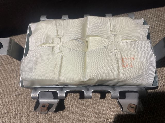 bontott SUZUKI SX4 Utasoldali Légzsák