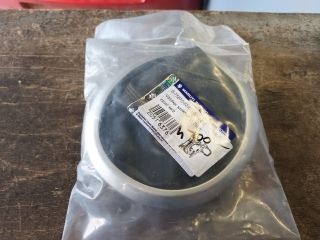 bontott SUZUKI SX4 Váltószoknya Rögzítő Keret