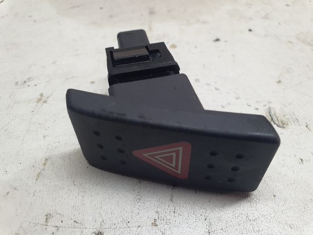 bontott SUZUKI SX4 Vészvillogó Kapcsoló