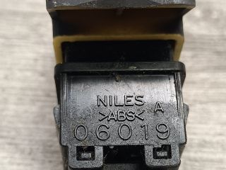 bontott SUZUKI SX4 Vészvillogó Kapcsoló