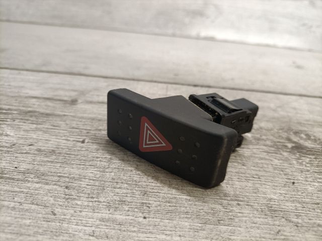 bontott SUZUKI SX4 Vészvillogó Kapcsoló