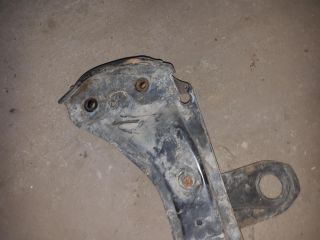 bontott SUZUKI SX4 Vízhűtő Radiátor Tartó