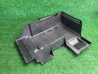 bontott SUZUKI VITARA Akkumulátor Fedél