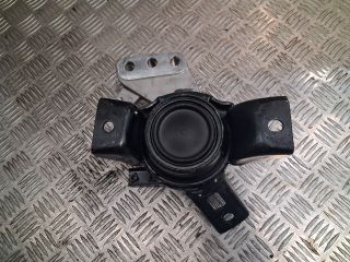 bontott SUZUKI VITARA Motor Tartó Bak Jobb