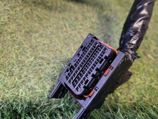 bontott SUZUKI VITARA Komplett Motor (Segédberendezésekkel)