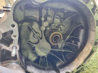 bontott SUZUKI VITARA Váltó (Mechanikus)