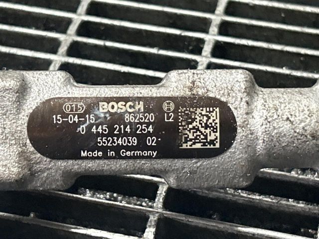 bontott SUZUKI VITARA Közösnyomócső