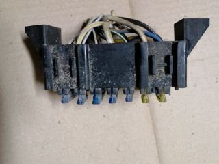 bontott SUZUKI VITARA Biztosítéktábla Motortér