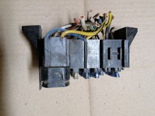 bontott SUZUKI VITARA Biztosítéktábla Motortér