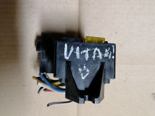 bontott SUZUKI VITARA Biztosítéktábla Motortér