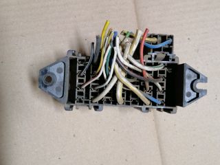 bontott SUZUKI VITARA Biztosítéktábla Motortér