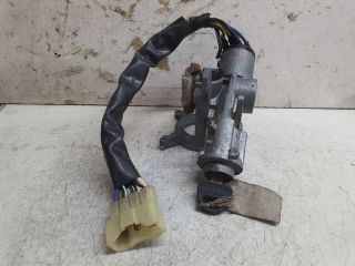 bontott SUZUKI VITARA Gyújtáskapcsoló Házzal