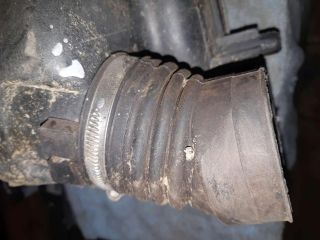 bontott SUZUKI VITARA Légszűrő Ház