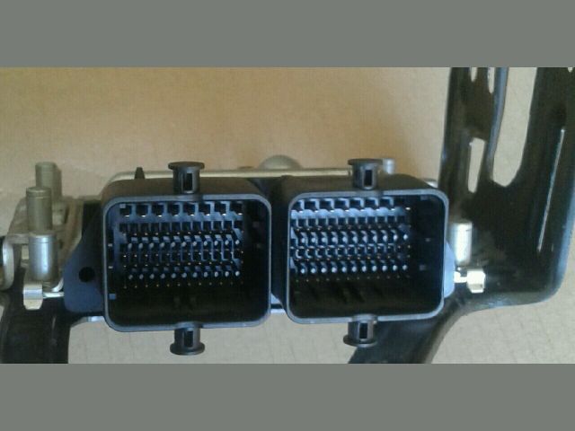 bontott SUZUKI VITARA Motorvezérlő