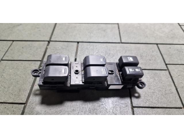 bontott SUZUKI VITARA Ablakemelő Kapcsoló Négyes / Kettes