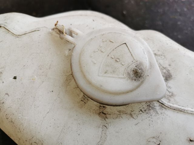 bontott SUZUKI VITARA Ablakmosó Tartály