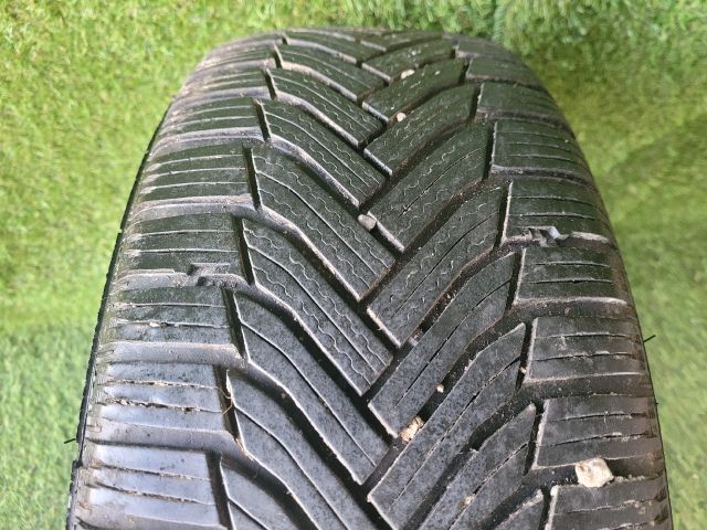 bontott SUZUKI VITARA Alufelni Gumival (1 db)