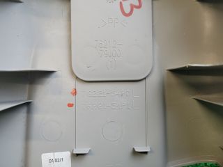 bontott SUZUKI VITARA Bal B Oszlop Burkolat