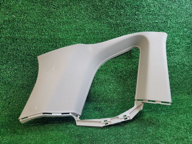 bontott SUZUKI VITARA Bal C Oszlop Burkolat