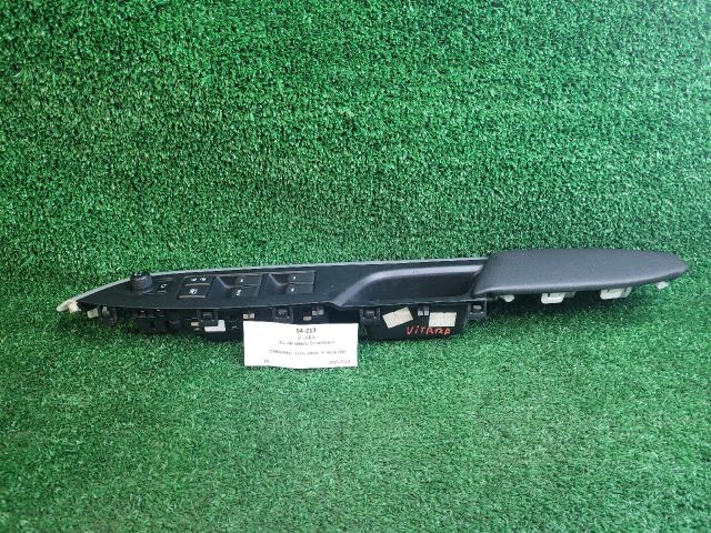 bontott SUZUKI VITARA Bal első Ablakemelő Kapcsoló