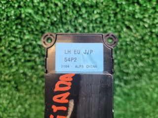 bontott SUZUKI VITARA Bal első Ablakemelő Kapcsoló