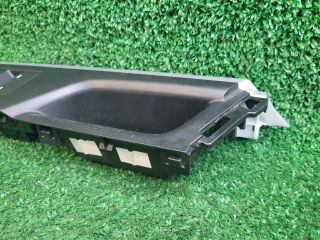 bontott SUZUKI VITARA Bal első Ablakemelő Kapcsoló