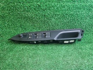 bontott SUZUKI VITARA Bal első Ablakemelő Kapcsoló