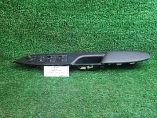 bontott SUZUKI VITARA Bal első Ablakemelő Kapcsoló