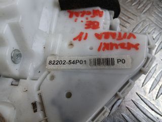 bontott SUZUKI VITARA Bal első Ajtózár