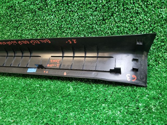 bontott SUZUKI VITARA Bal első Belső Küszöb Burkolat