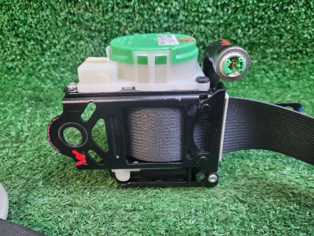 bontott SUZUKI VITARA Bal első Biztonsági Öv