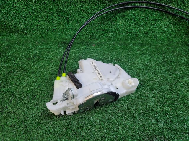 bontott SUZUKI VITARA Bal első Központizár Motor