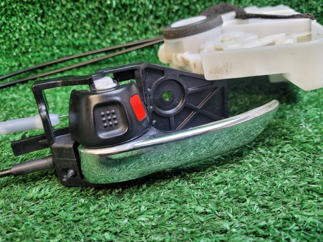 bontott SUZUKI VITARA Bal első Központizár Motor